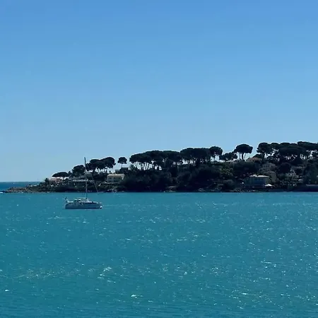 Apartment Vieil Rue Du Bateau Antibes